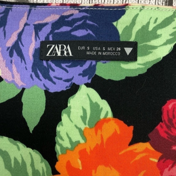 ZARA Multicolor Cropped Floral Print Top - Picture 7 of 12
